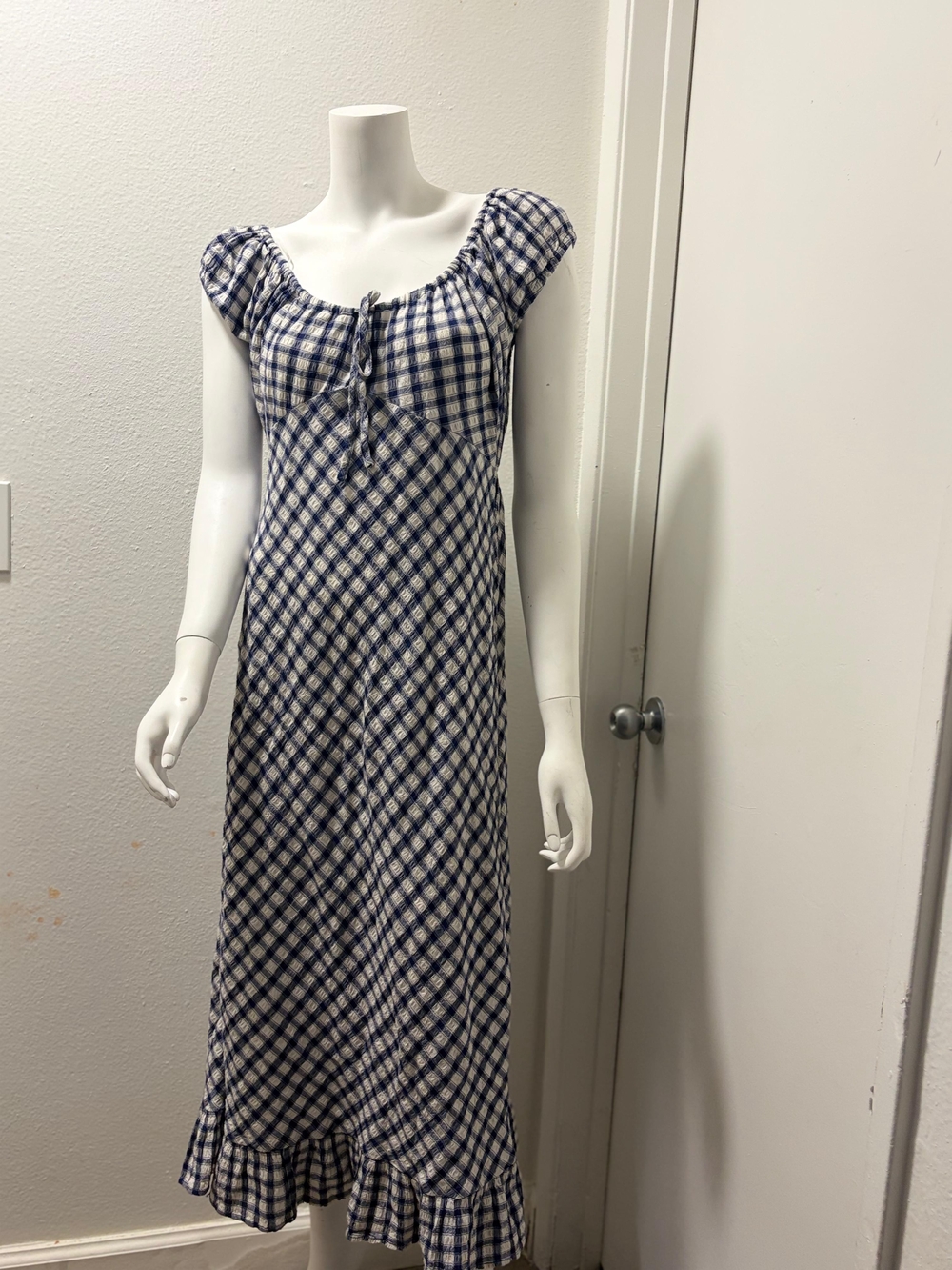 Universal Thread Blue and White Gingham Midi Dress with Ruffle Hem